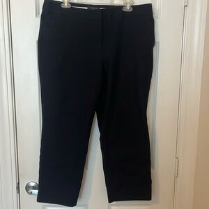 Ann Taylor Kate Fit Black Crop Pants; Women 14